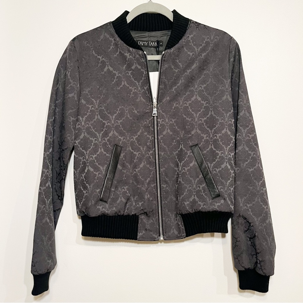 NWT J’AMY TARR Gray and Black Bomber Jacket